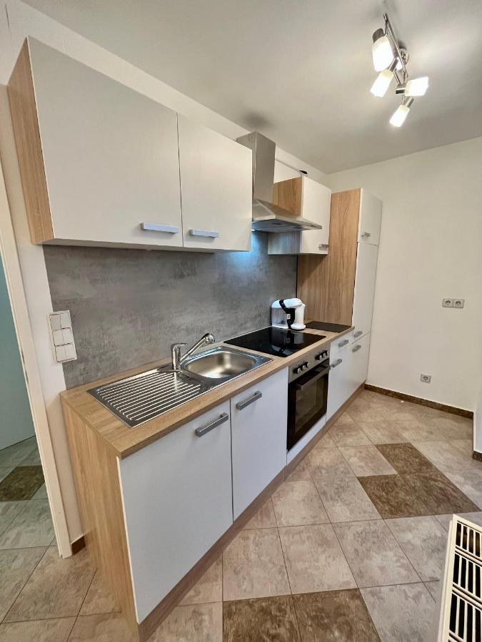 Traum Apartment Mit Pool+Balkon Bécs Kültér fotó